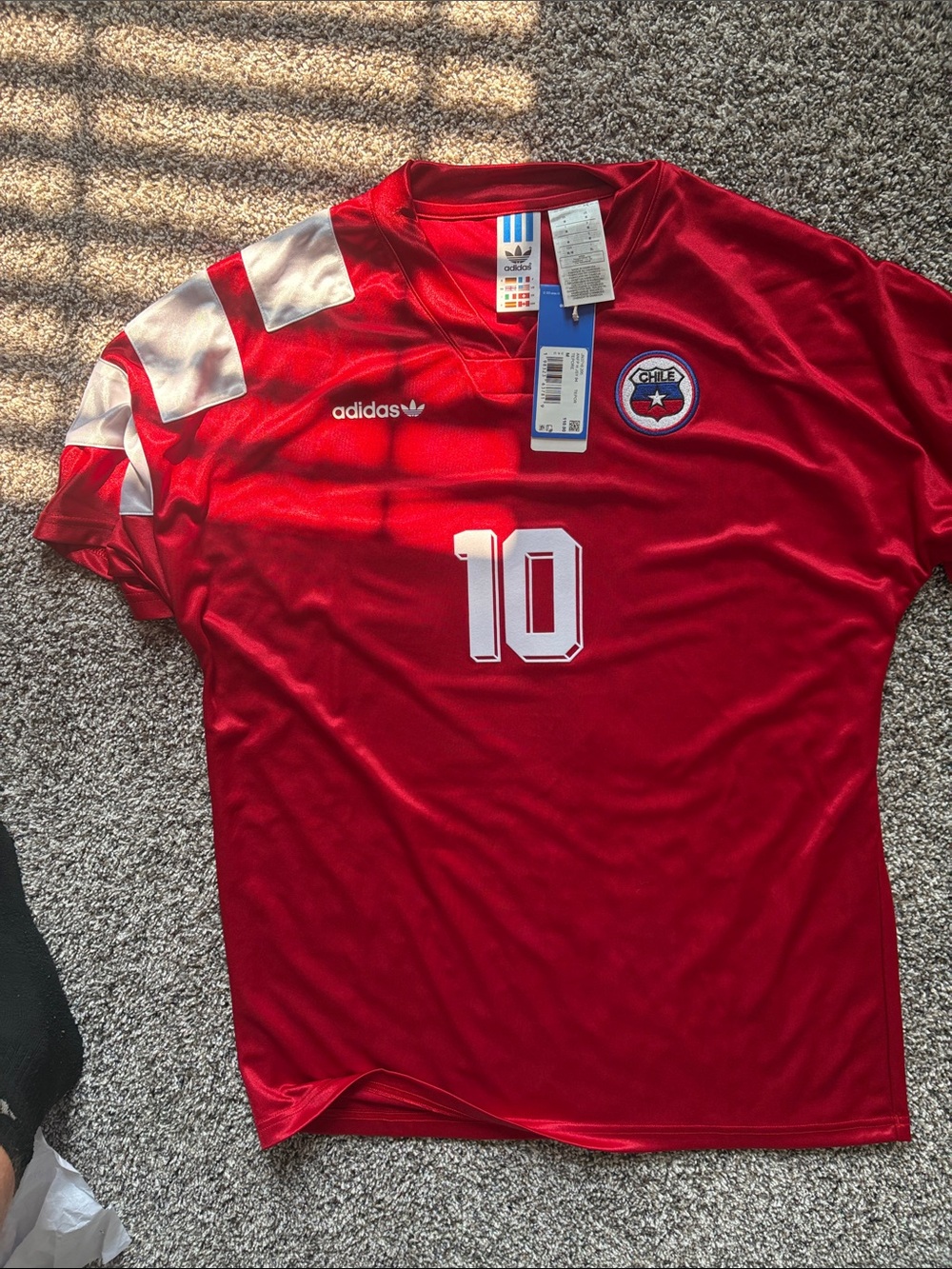 adidas Men’s Red Chile National Team Jersey #10 Bringback 1994
